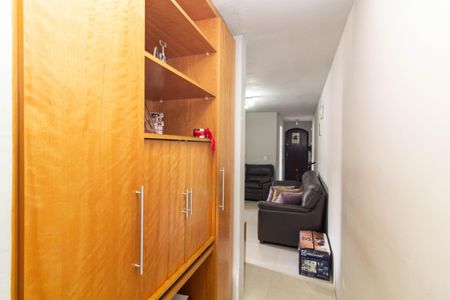 Casa à venda com 70m², 2 quartos e 1 vagaCorredor