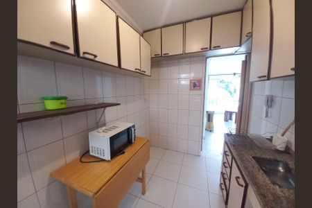 Apartamento para alugar com 74m², 2 quartos e 1 vagaCozinha