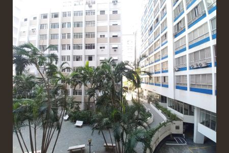 Apartamento para alugar com 74m², 2 quartos e 1 vagaVista
