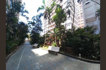 Apartamento para alugar com 74m², 2 quartos e 1 vagaÁrea comum