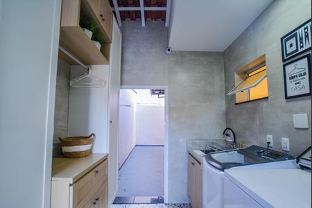Casa à venda com 131m², 2 quartos e 3 vagasÁrea de Serviço
