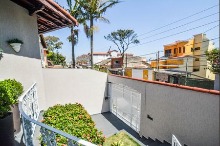 Casa à venda com 131m², 2 quartos e 3 vagasEntrada