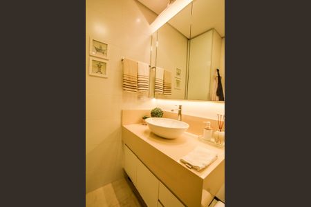 Casa à venda com 131m², 2 quartos e 3 vagasBanheiro da Suíte