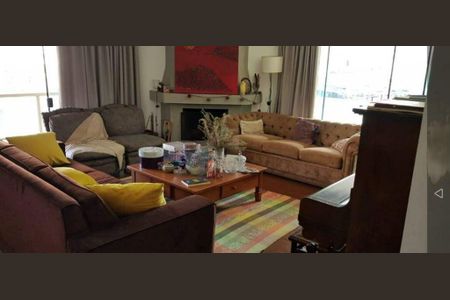 Apartamento à venda com 4 quartos, 330m² em Cambuí, Campinas