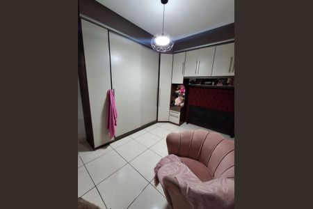 Quarto de casa à venda com 3 quartos, 112m² em Jardim Santa Clara, Guarulhos