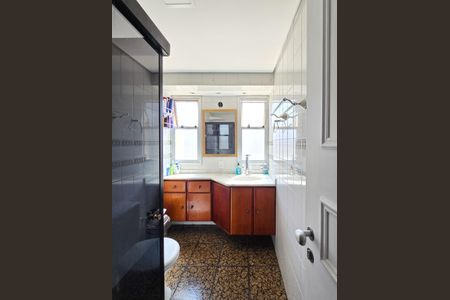 Apartamento à venda com 69m², 2 quartos e 1 vaga Apartamento à venda com 69m², 2 quartos e 1 vagaBanheiro Social