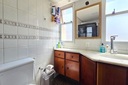 Apartamento à venda com 69m², 2 quartos e 1 vaga Apartamento à venda com 69m², 2 quartos e 1 vagaBanheiro Social