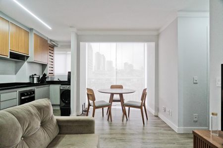Apartamento à venda com 45m², 2 quartos e 1 vaga Apartamento à venda com 45m², 2 quartos e 1 vagaSala
