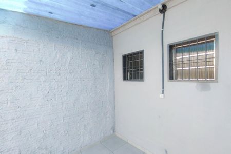Casa de condomínio para alugar com 58m², 2 quartos e sem vagaÁrea externa