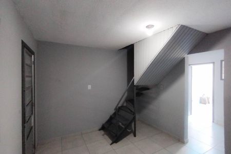 Sala de casa de condomínio para alugar com 2 quartos, 58m² em Igara, Canoas