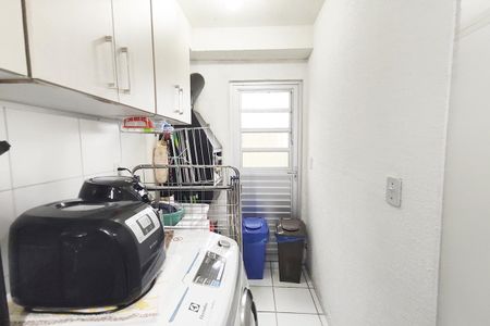 Apartamento à venda com 64m², 2 quartos e 1 vaga Apartamento à venda com 64m², 2 quartos e 1 vagaCozinha e Área de Serviço