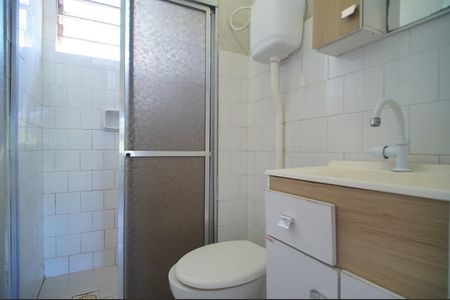 Banheiro de apartamento para alugar com 1 quarto, 32m² em Canudos, Novo Hamburgo