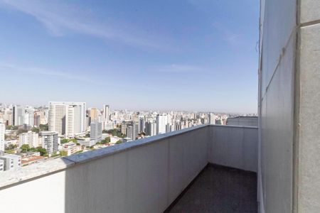 Apartamento para alugar com 93m², 2 quartos e 2 vagas Apartamento para alugar com 93m², 2 quartos e 2 vagasVaranda