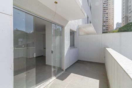Apartamento para alugar com 93m², 2 quartos e 2 vagas Apartamento para alugar com 93m², 2 quartos e 2 vagasVaranda