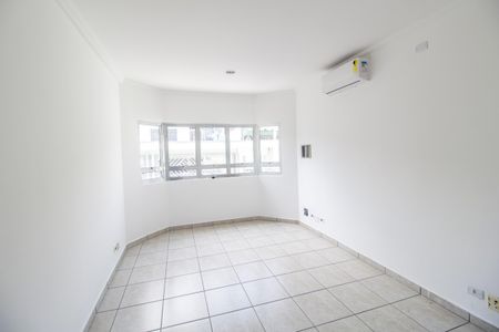 Sala  de casa à venda com 2 quartos, 405m² em Jardim dos Camargos, Barueri