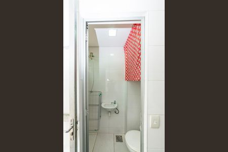 Apartamento à venda com 240m², 4 quartos e 4 vagasBanheiro de serviço