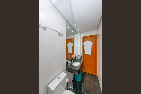 Apartamento à venda com 240m², 4 quartos e 4 vagasBanheiro da Suíte 2