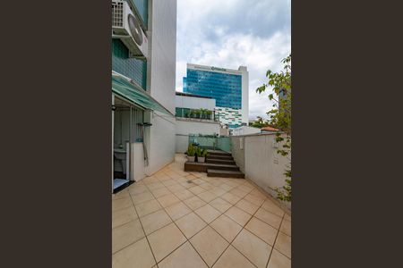 Apartamento à venda com 240m², 4 quartos e 4 vagasÁrea externa privativa