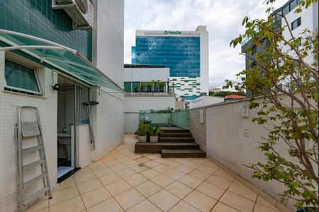 Apartamento à venda com 240m², 4 quartos e 4 vagasÁrea externa privativa