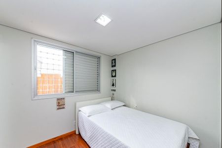 Apartamento à venda com 240m², 4 quartos e 4 vagasSuíte 2