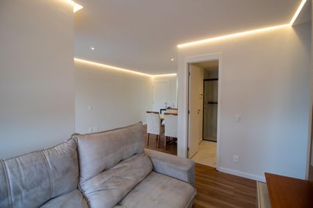 Apartamento para alugar com 68m², 2 quartos e 1 vagaSala
