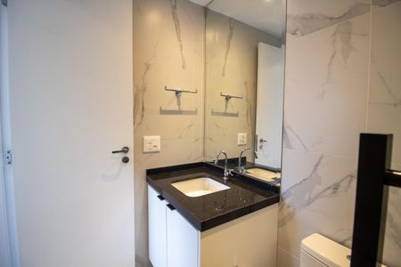 Apartamento para alugar com 68m², 2 quartos e 1 vagaBanheiro da Suíte