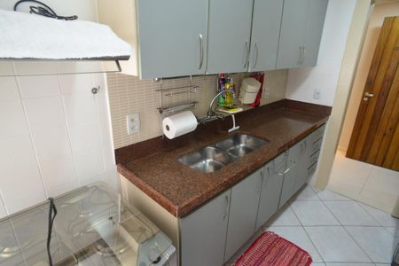 Apartamento à venda com 94m², 2 quartos e 1 vagaCozinha