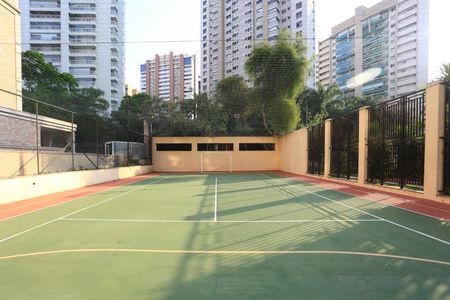 Apartamento à venda com 220m², 3 quartos e 4 vagasQuadra Esportiva