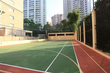 Apartamento à venda com 220m², 3 quartos e 4 vagasQuadra Esportiva