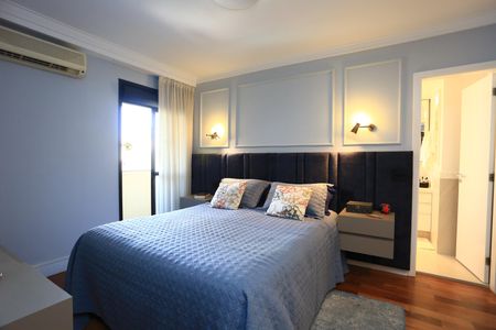 Apartamento à venda com 220m², 3 quartos e 4 vagas Suíte 3