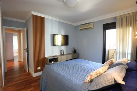 Apartamento à venda com 220m², 3 quartos e 4 vagas Suíte 3