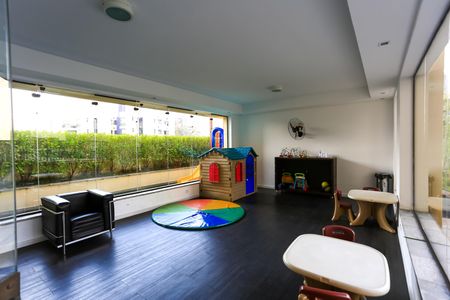 Apartamento à venda com 220m², 3 quartos e 4 vagasBrinquedoteca