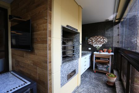 Apartamento à venda com 220m², 3 quartos e 4 vagasVaranda gourmet