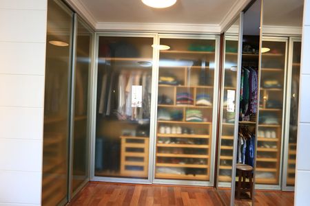 Apartamento à venda com 220m², 3 quartos e 4 vagasCloset da suíte 3