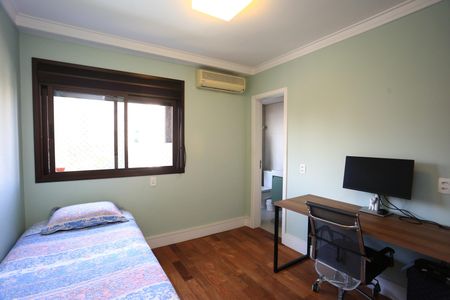 Apartamento à venda com 220m², 3 quartos e 4 vagasSuíte 1