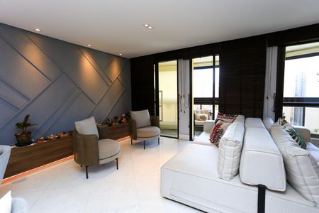 Apartamento à venda com 220m², 3 quartos e 4 vagasSala