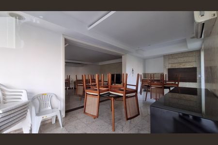 Apartamento à venda com 220m², 3 quartos e 4 vagasÁrea comum - Salão de festas