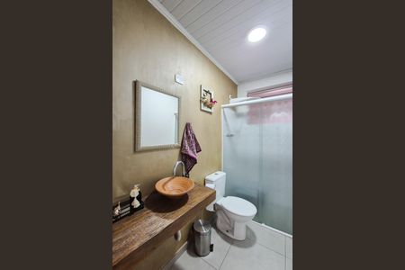 Casa à venda com 400m², 2 quartos e 5 vagasBanheiro Social