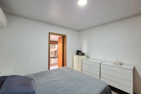 Casa à venda com 400m², 2 quartos e 5 vagasSuíte