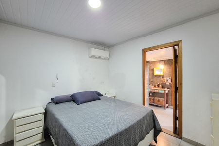 Casa à venda com 400m², 2 quartos e 5 vagasSuíte