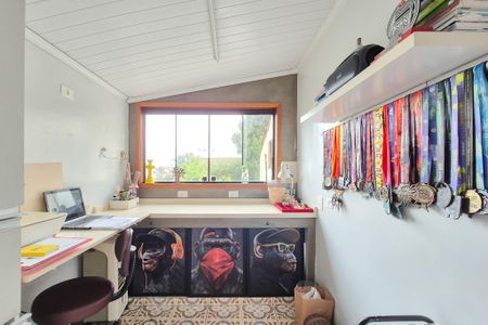 Casa à venda com 400m², 2 quartos e 5 vagasEscritório