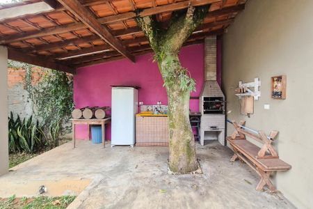 Casa à venda com 400m², 2 quartos e 5 vagasQuintal