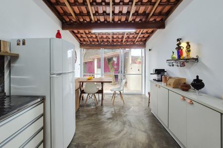 Casa à venda com 400m², 2 quartos e 5 vagasCozinha