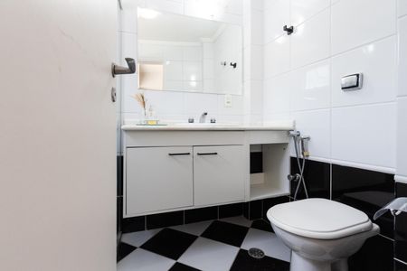 Apartamento para alugar com 124m², 3 quartos e 1 vagaBanheiro da Suite