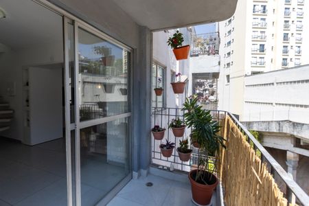 Apartamento para alugar com 124m², 3 quartos e 1 vagaVaranda