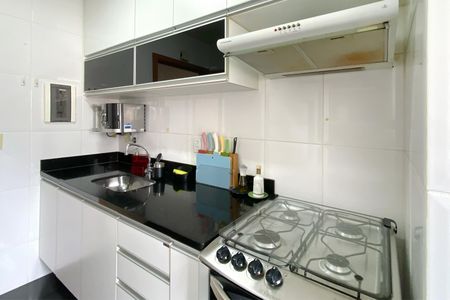 Apartamento à venda com 60m², 2 quartos e 2 vagasCozinha