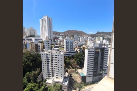Apartamento à venda com 60m², 2 quartos e 2 vagas Apartamento à venda com 60m², 2 quartos e 2 vagasVista