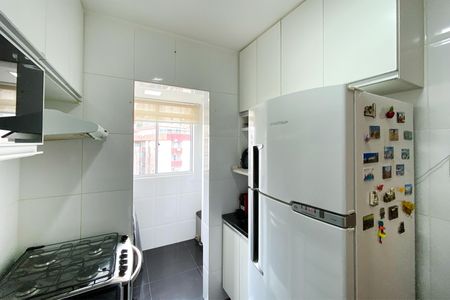 Apartamento à venda com 60m², 2 quartos e 2 vagasCozinha