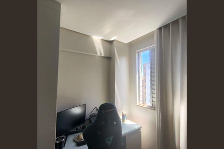 Apartamento à venda com 60m², 2 quartos e 2 vagas Apartamento à venda com 60m², 2 quartos e 2 vagasEscritório