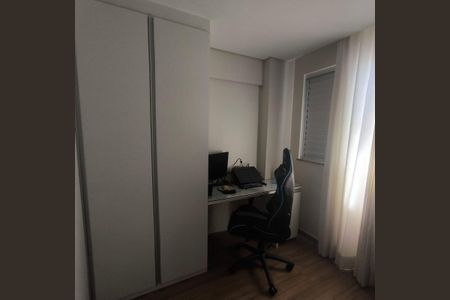 Apartamento à venda com 60m², 2 quartos e 2 vagas Apartamento à venda com 60m², 2 quartos e 2 vagasEscritório